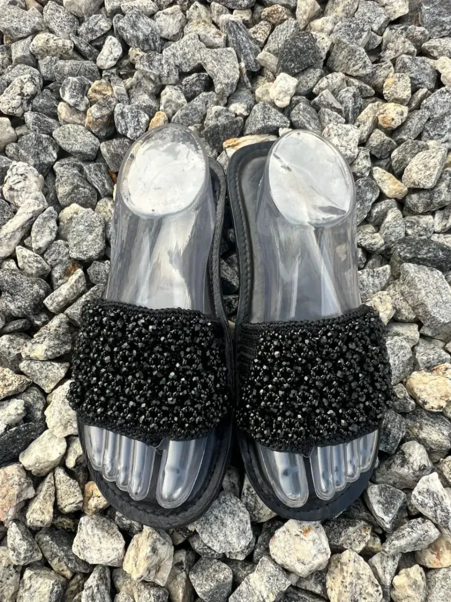It-Girl Crystal Beaded Slides - Crochet Slippers